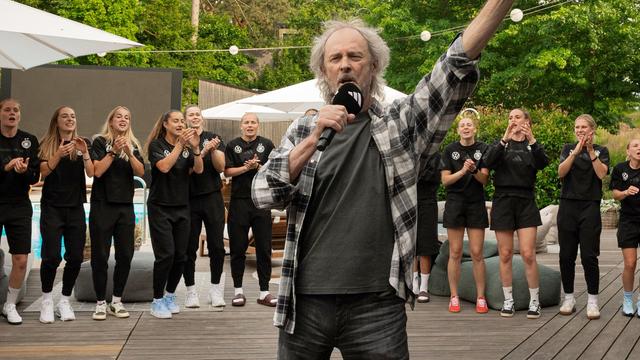 2025-06-27: Wolfgang Petry bei den DFB Frauen