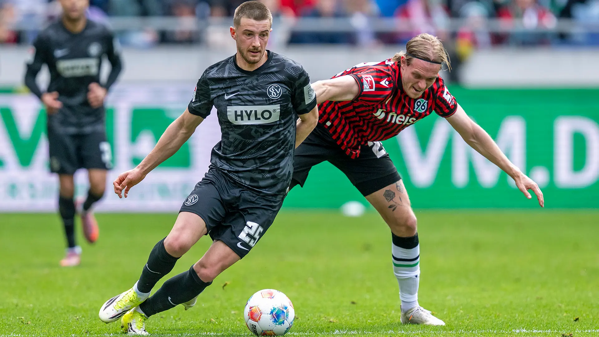 Heute live: Werder-Frauen empfangen Wolfsburg - Pokal-Halbfinale