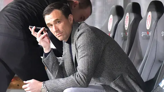 Sportchef Marcus Mann vom Fußball-Zweitligisten Hannover 96
