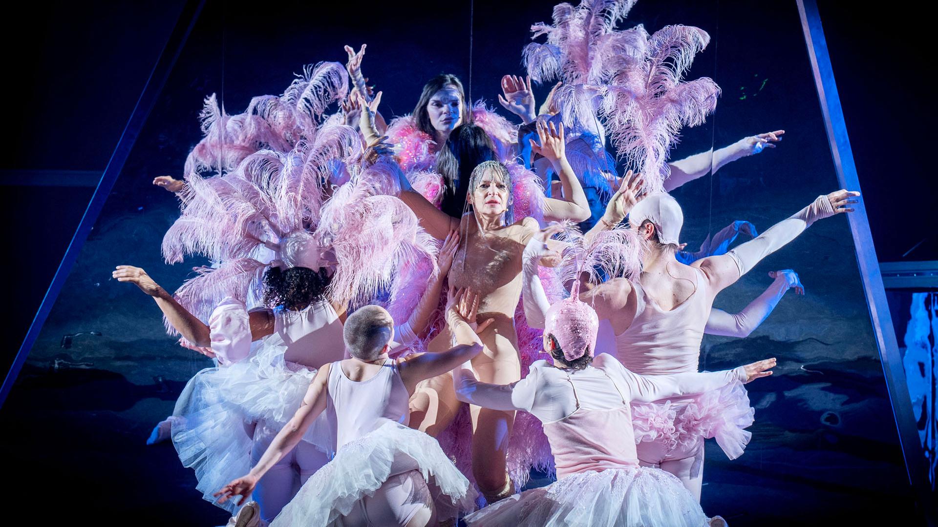 Zwischen Weltuntergang und Slapstick: "Hope" am Thalia Theater