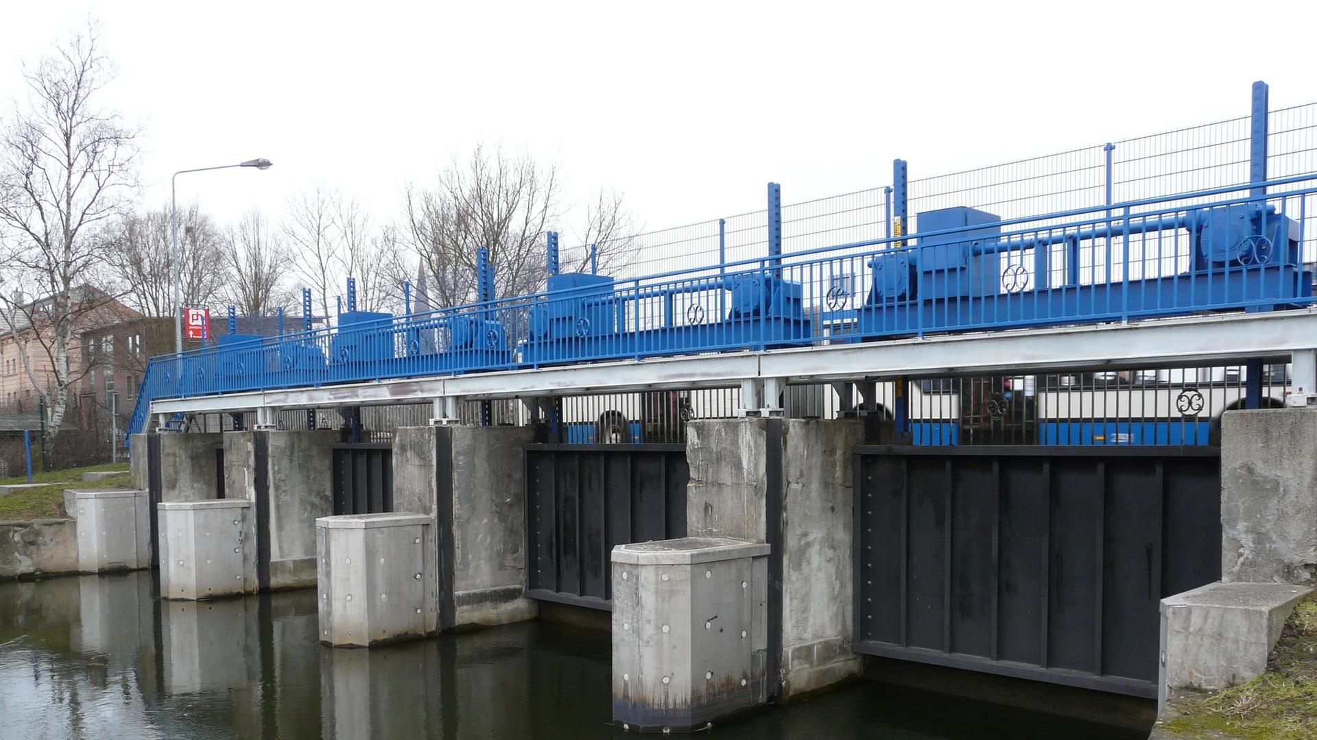 Rostock: Mühlendamm wegen Bauwerksprüfung am Sonntag gesperrt