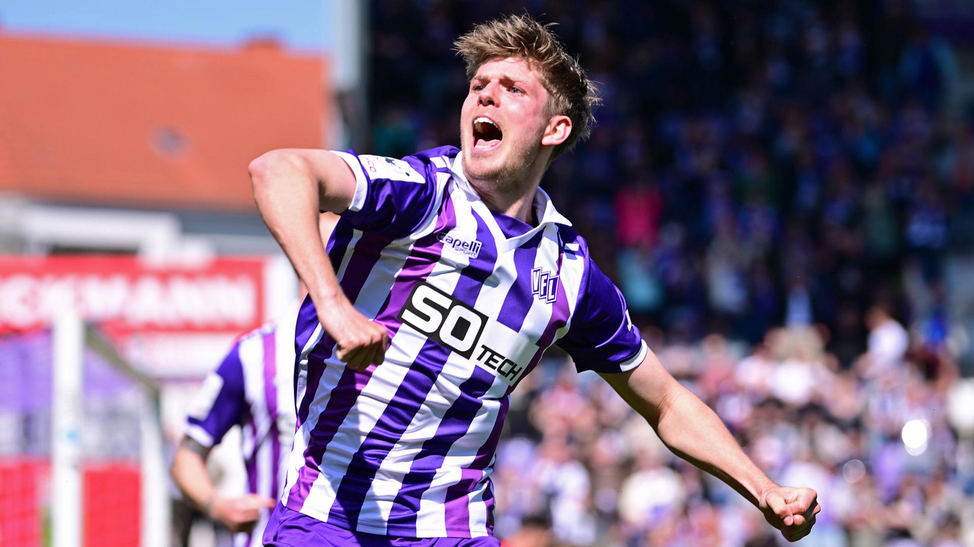 Osnabrücks Bjarke Jacobsen bejubelt seinen Treffer | picture alliance/kolbert-press/Marc Niemeyer