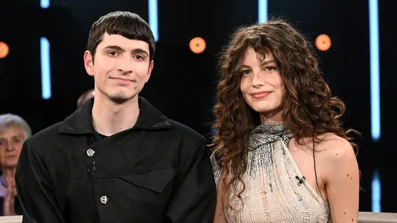 Die Musiker und ESC-Teilnehmer Abor und Tynna sind zu Gast in der NDR Talk Show am 2. Mai 2025.