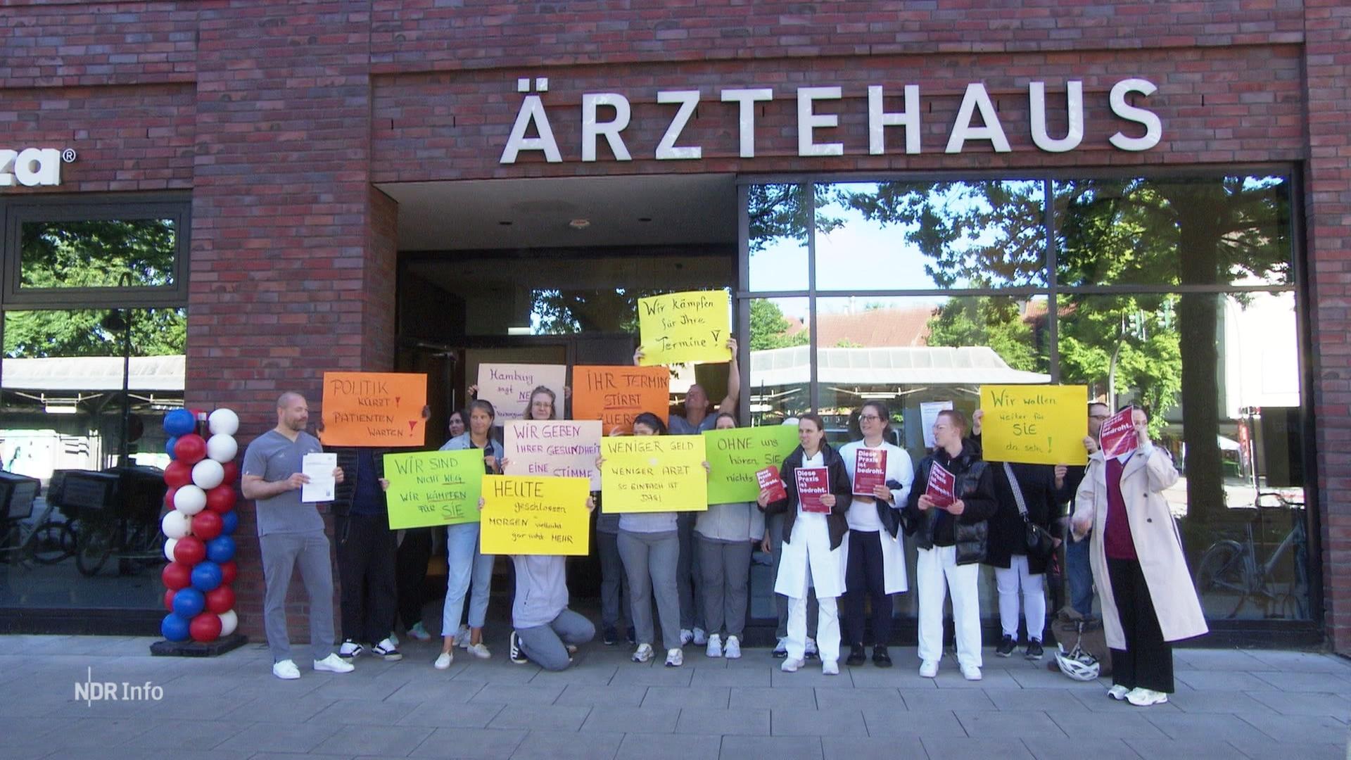 Mediziner protestieren gegen geplante Gesundheitsr