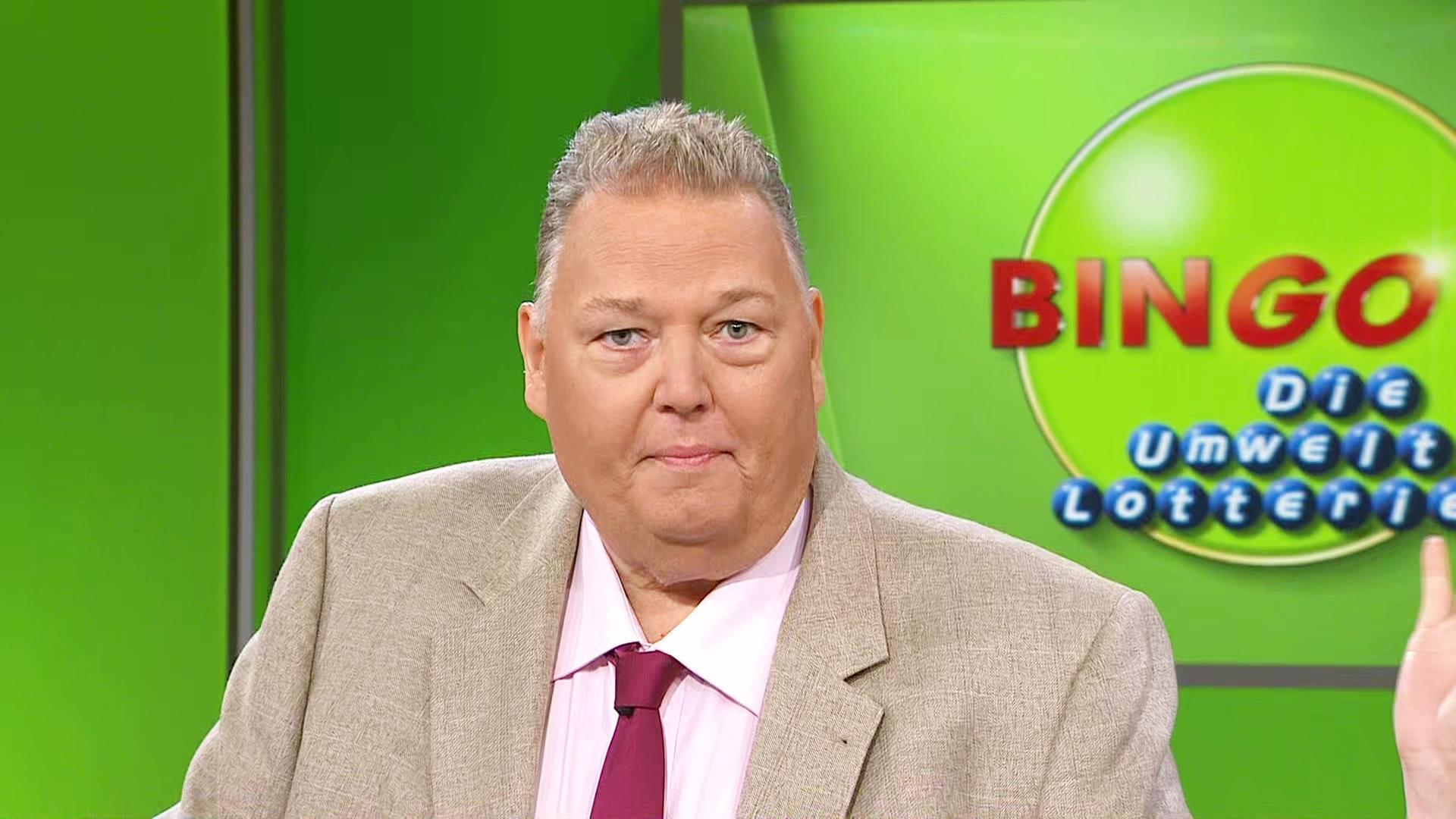 Michael Thürnau moderiert Bingo. | Screenshot