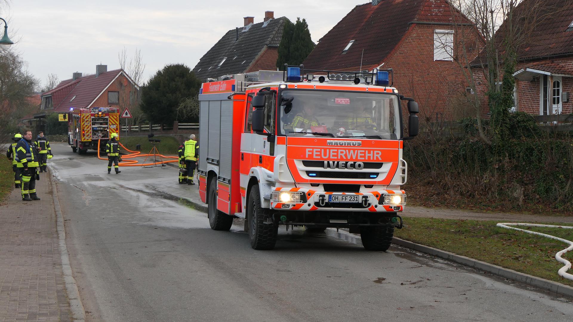 Feuer in Einfamilienhaus in Glasau: Starke Rauchentwicklung