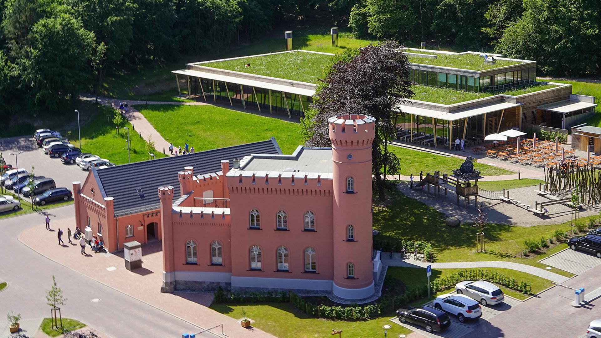 Premiere in Prora: Berufsmesse im Naturerbe Zentrum Rügen