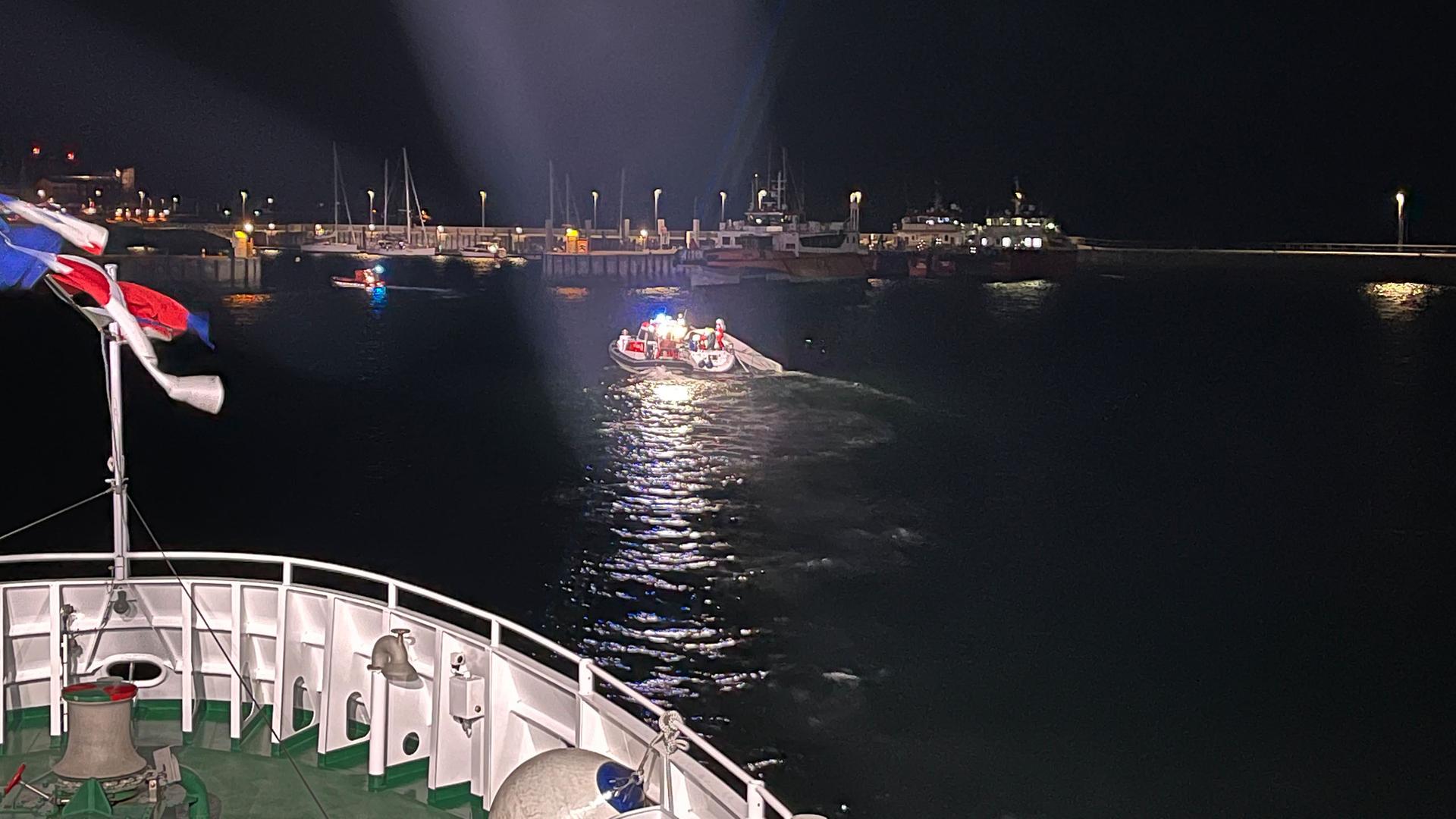 Vor Helgoland: Sportboot und Museumsschiff stoßen zusammen
