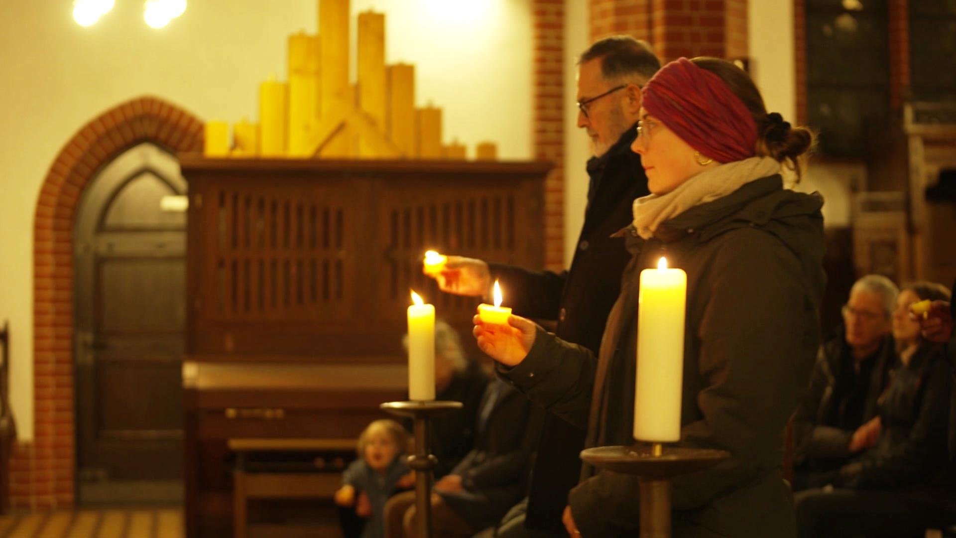 Hamburg: Kirchengemeinden gedenken verstorbener Obdachloser