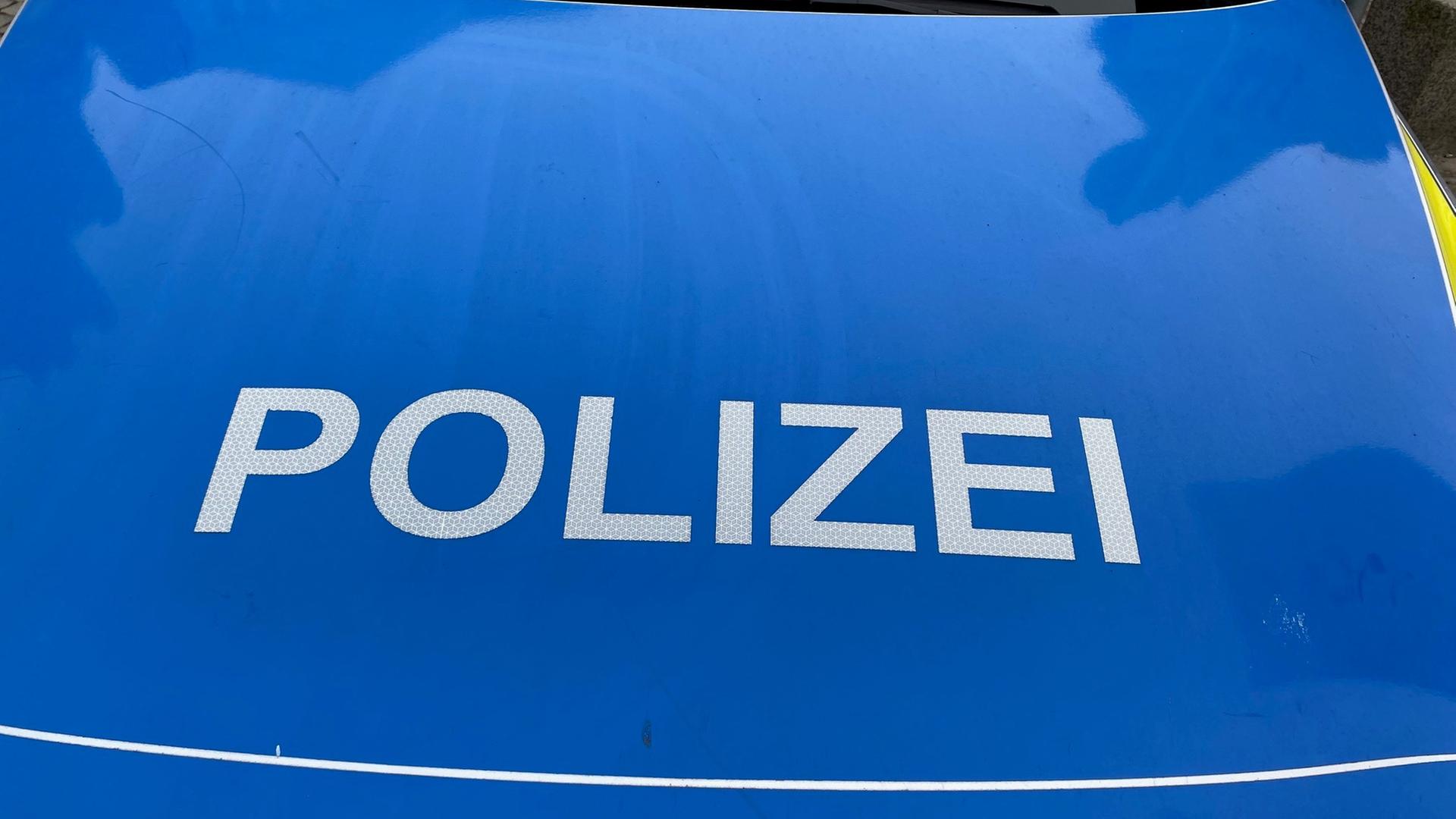 Schwerin: Mann mit Glasflasche geschlagen