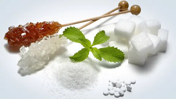 Verschiedene Zuckerarten | fotolia, fovito Verschiedene Zuckerarten