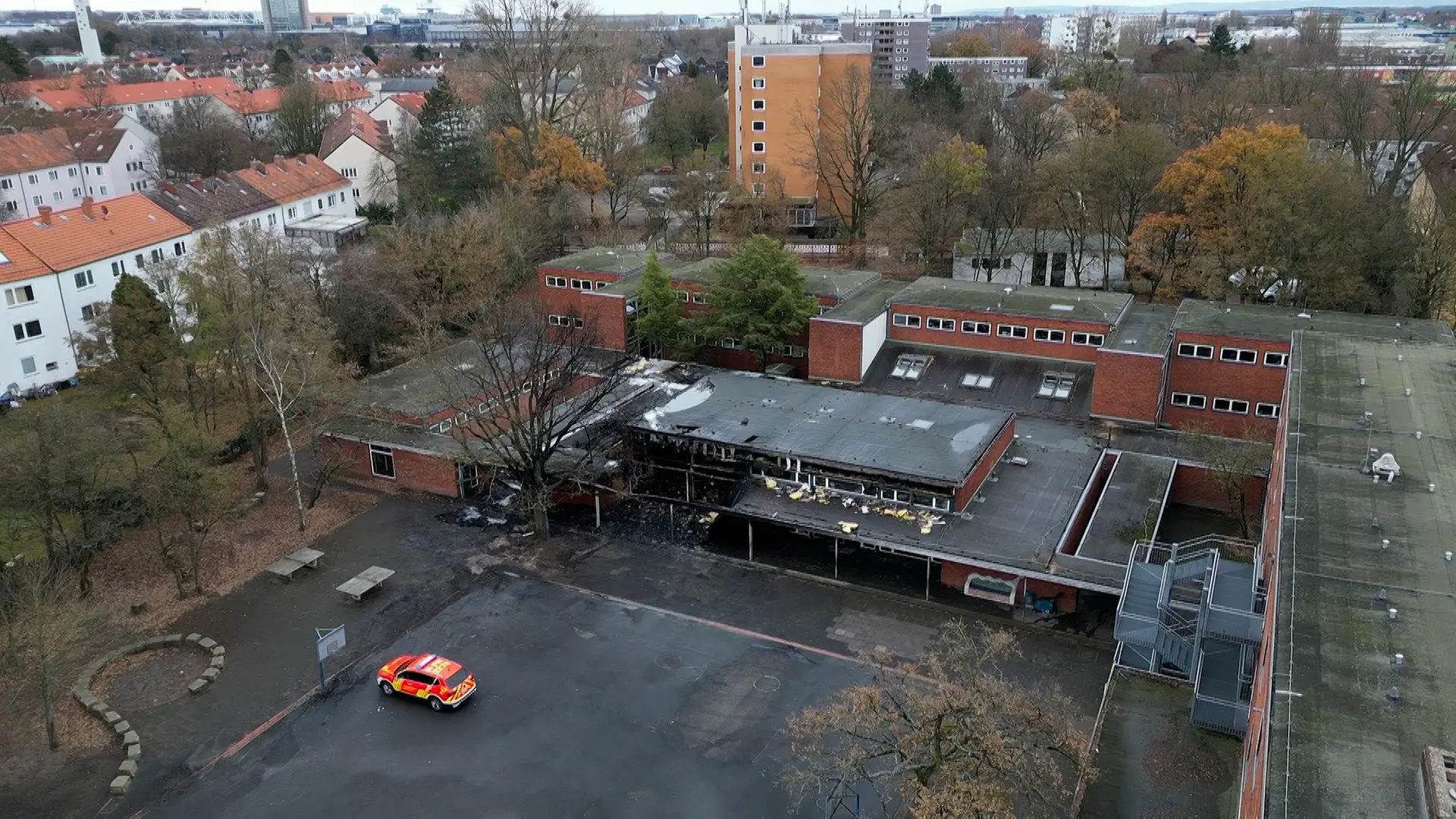 Nach Großbrand in Grundschule in Hannover: Unterricht fällt aus