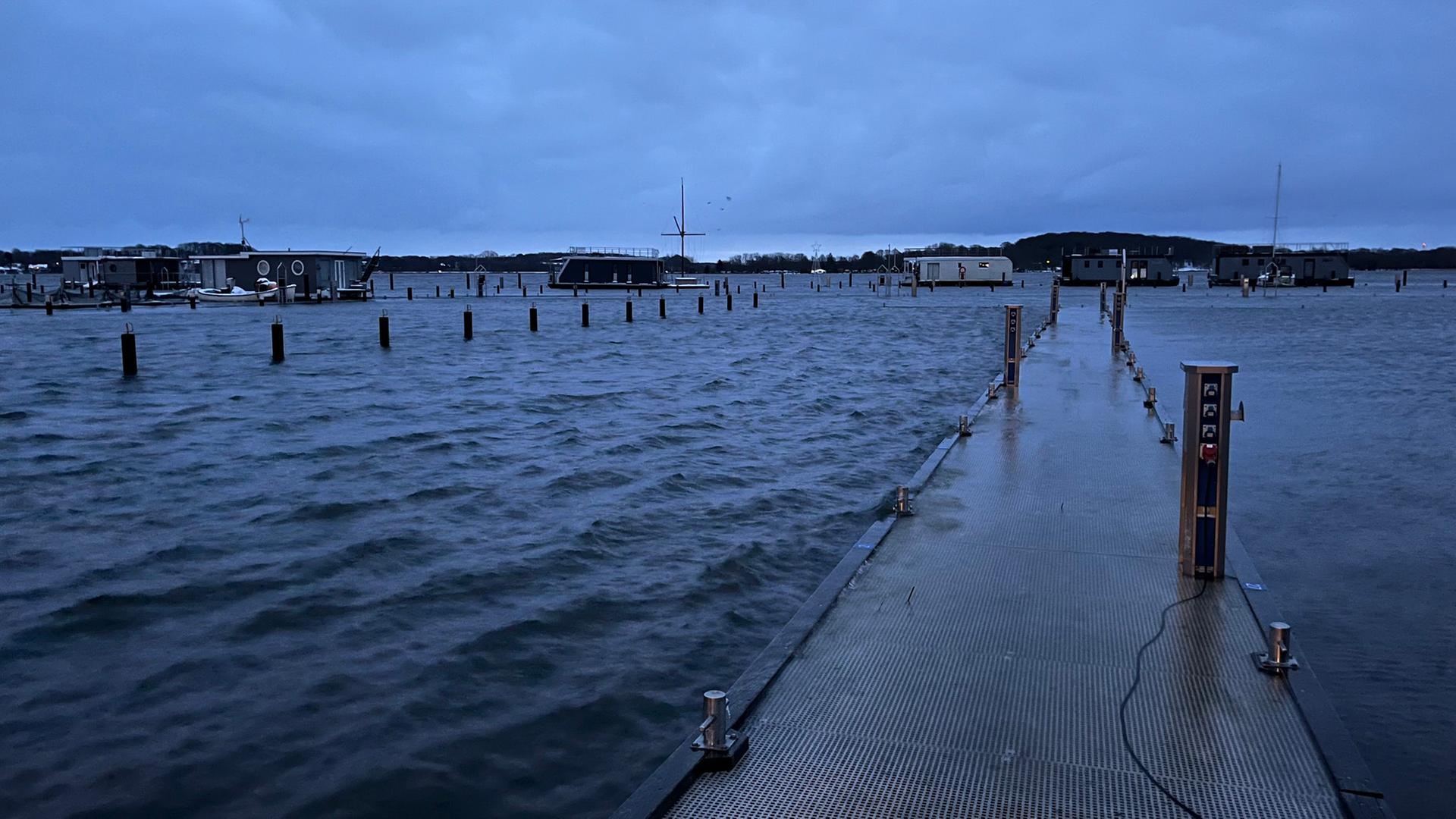 OLG Schleswig stuft Ostsee-Hochwasser 2023 als Sturmflut ein