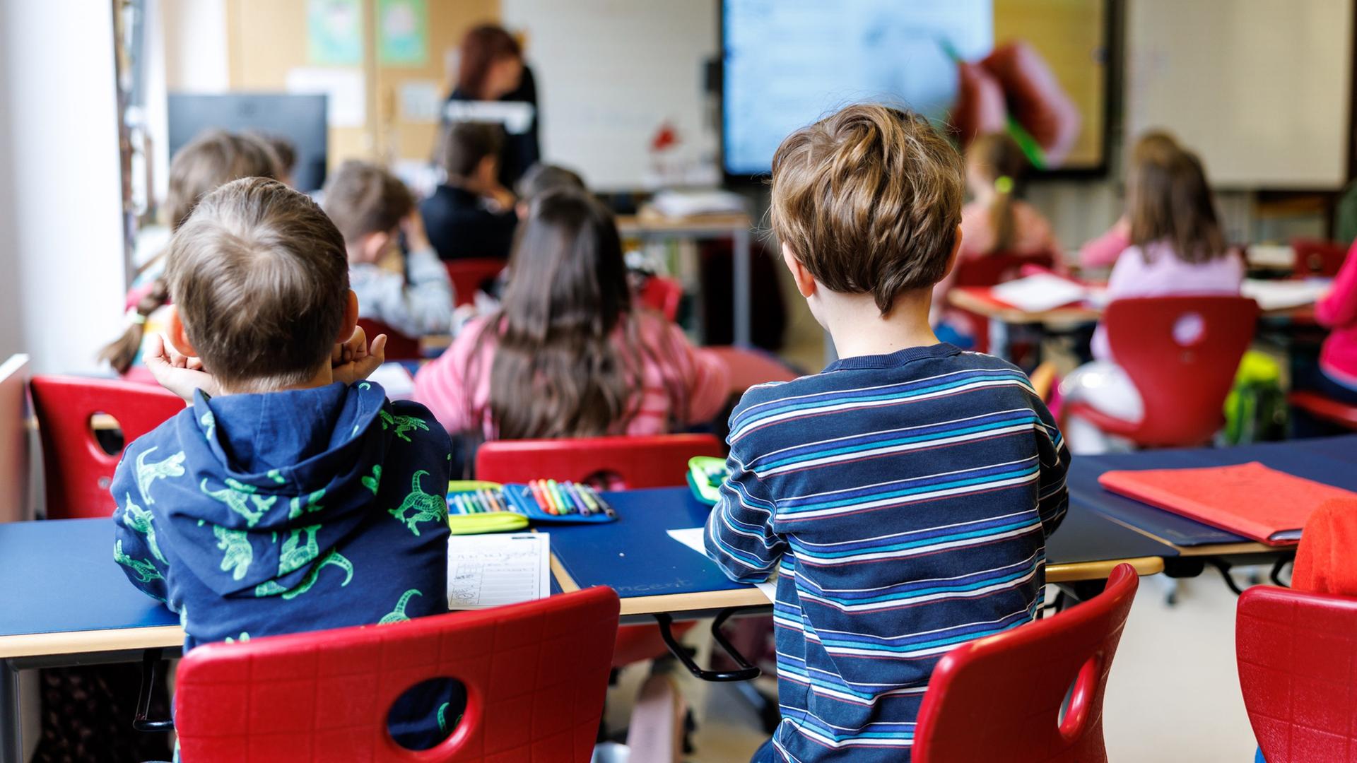 Lehrergewerkschaft fordert Ethik statt Religion ab Klasse 1