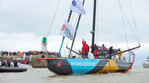Boris Herrmann auf seiner Malizia in Les Sables-d'Olonne
