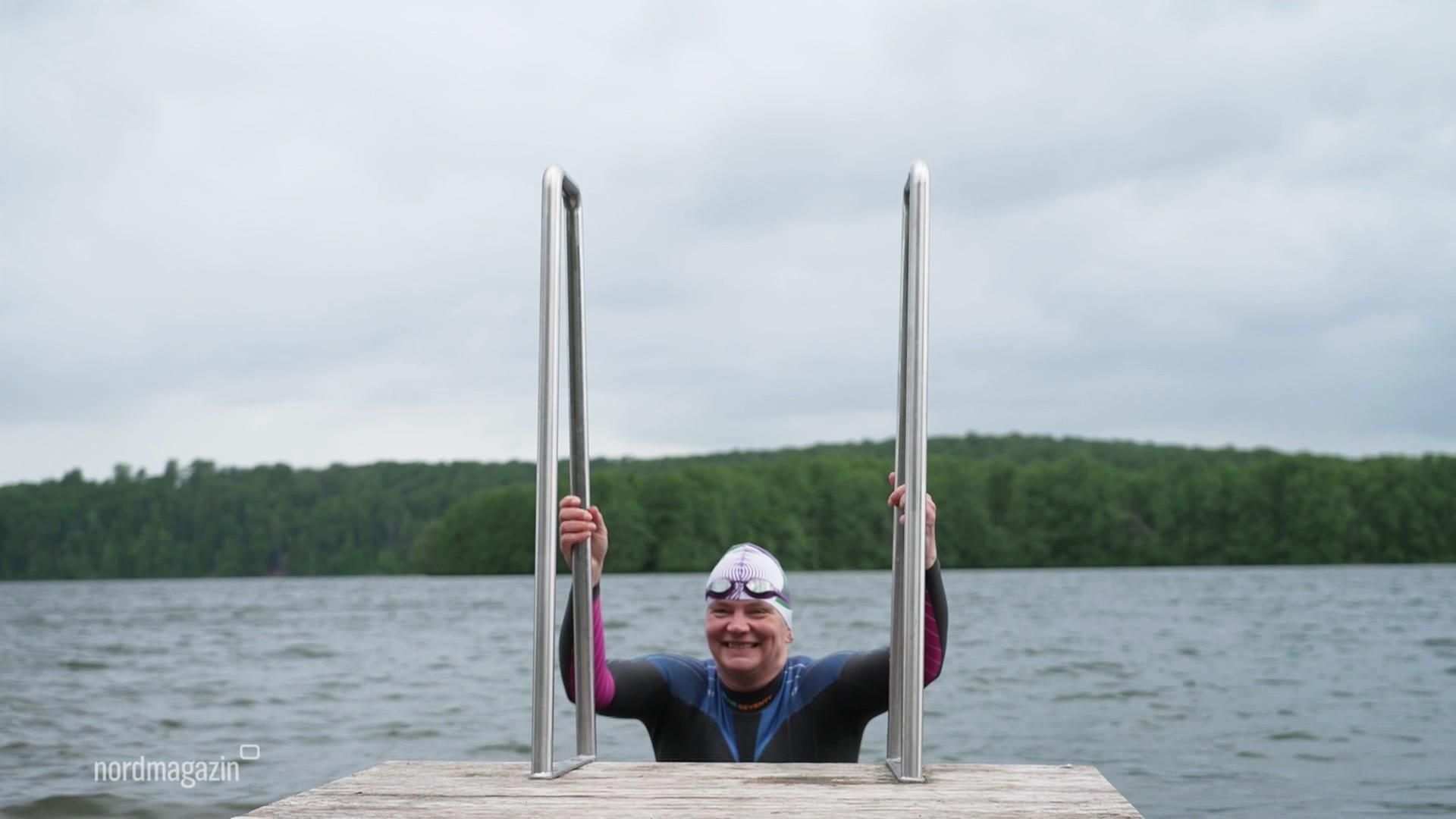 Rekordversuch: Den Schweriner See längs durchschwimmen