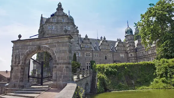 Außenansicht von Schloss Hämelschenburg