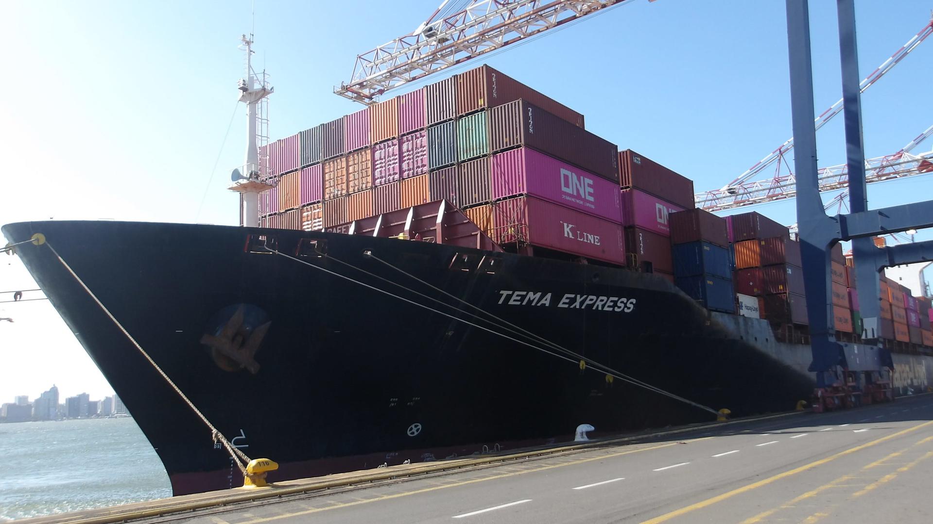 Iran-Krieg: Erstes Hapag-Lloyd-Schiff passiert Straße von Hormus