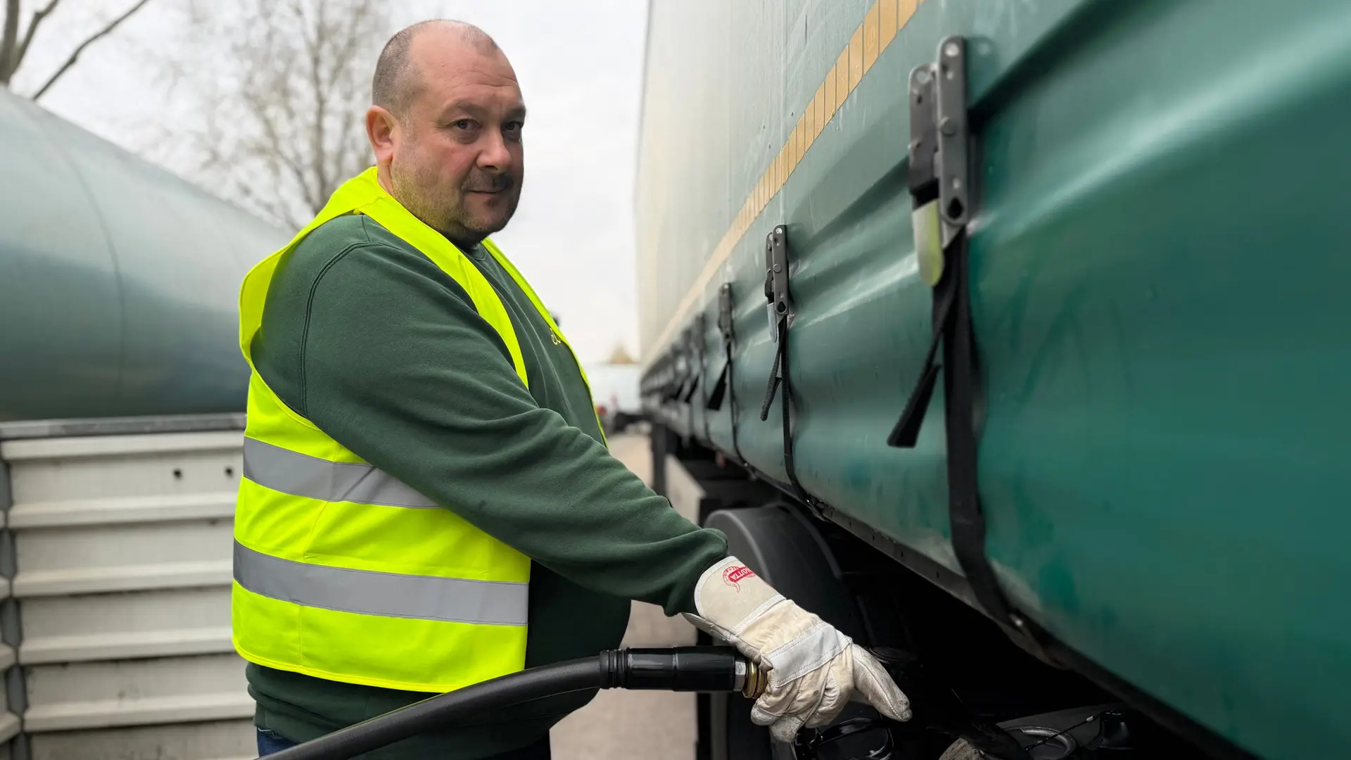 Was sich Norddeutsche von Tankrabatt und Krisen-Bonus erhoffen