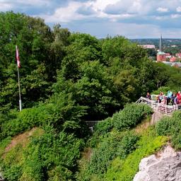 Die Luftlinie führt durch den Kalkberg Bad Segeberg.