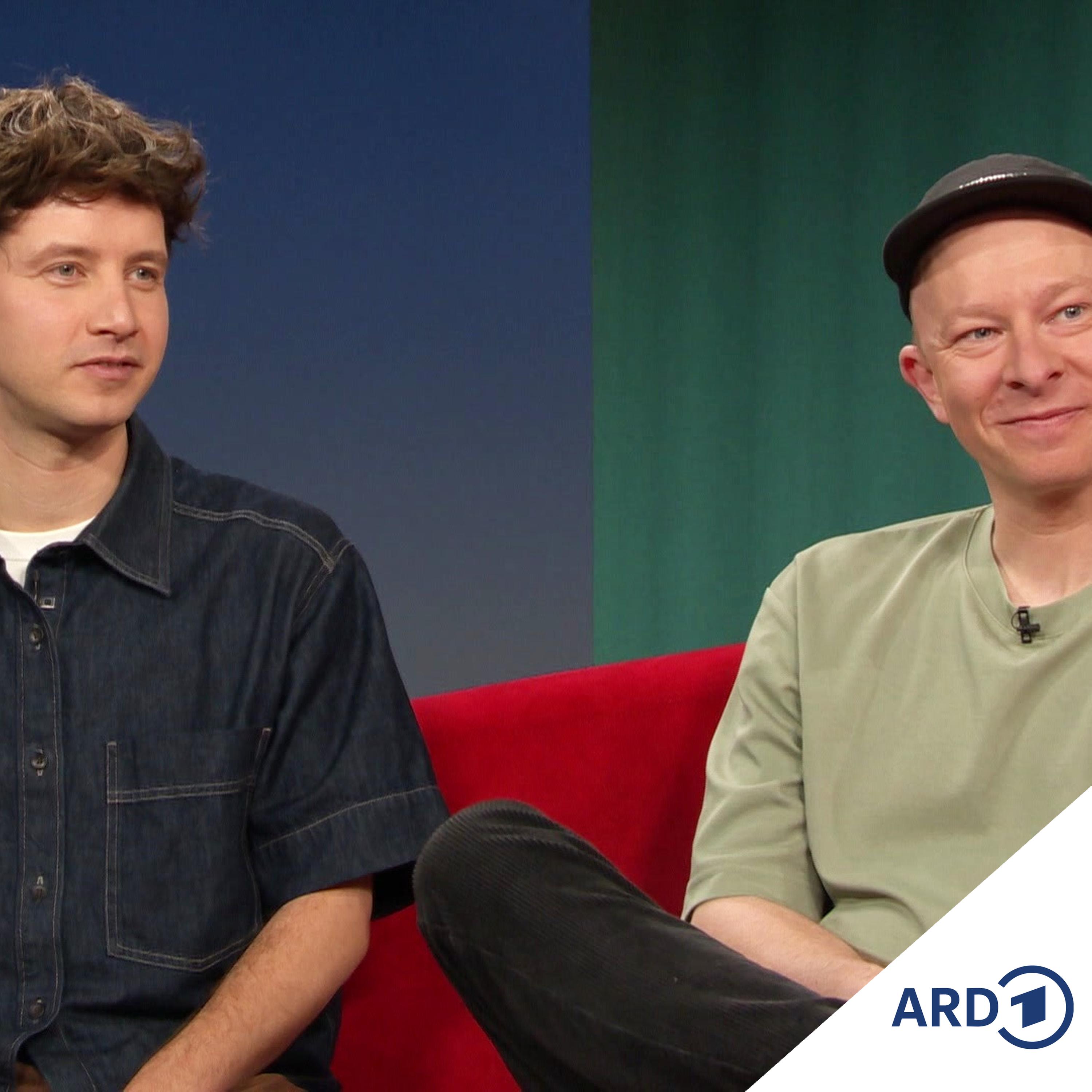 Musiker Florian Sump und Lukas Nimscheck von "Deine Freunde" episode artwork