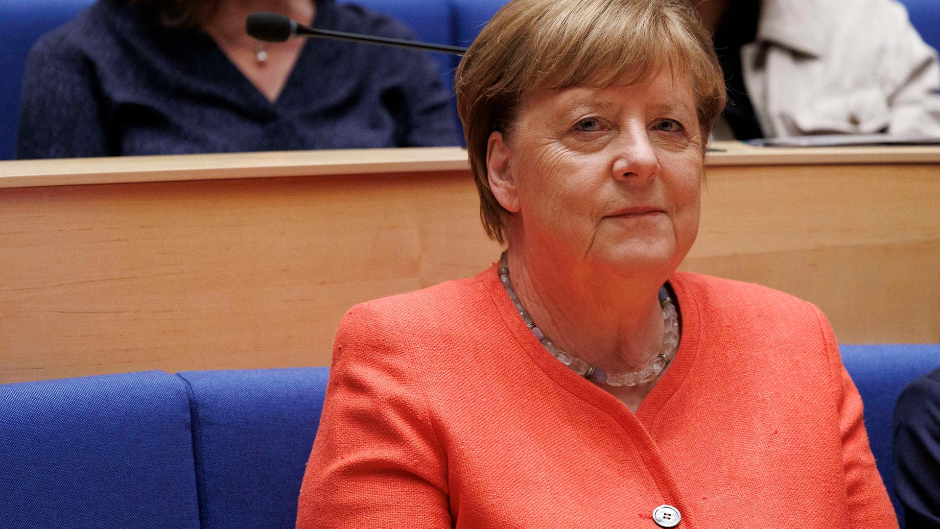 Angela Merkel: Stabilität und "Normalität in Perfektion"