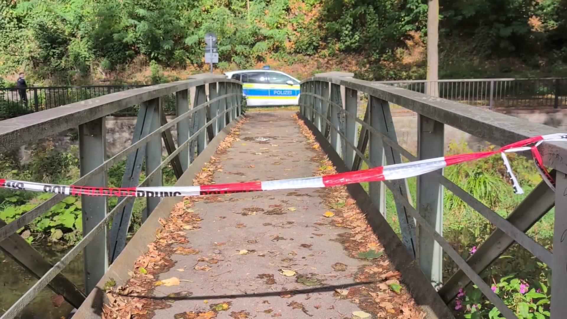 Eine Polizeiabsperrung an einer Brücke in Osterode | TeleNewsNetwork