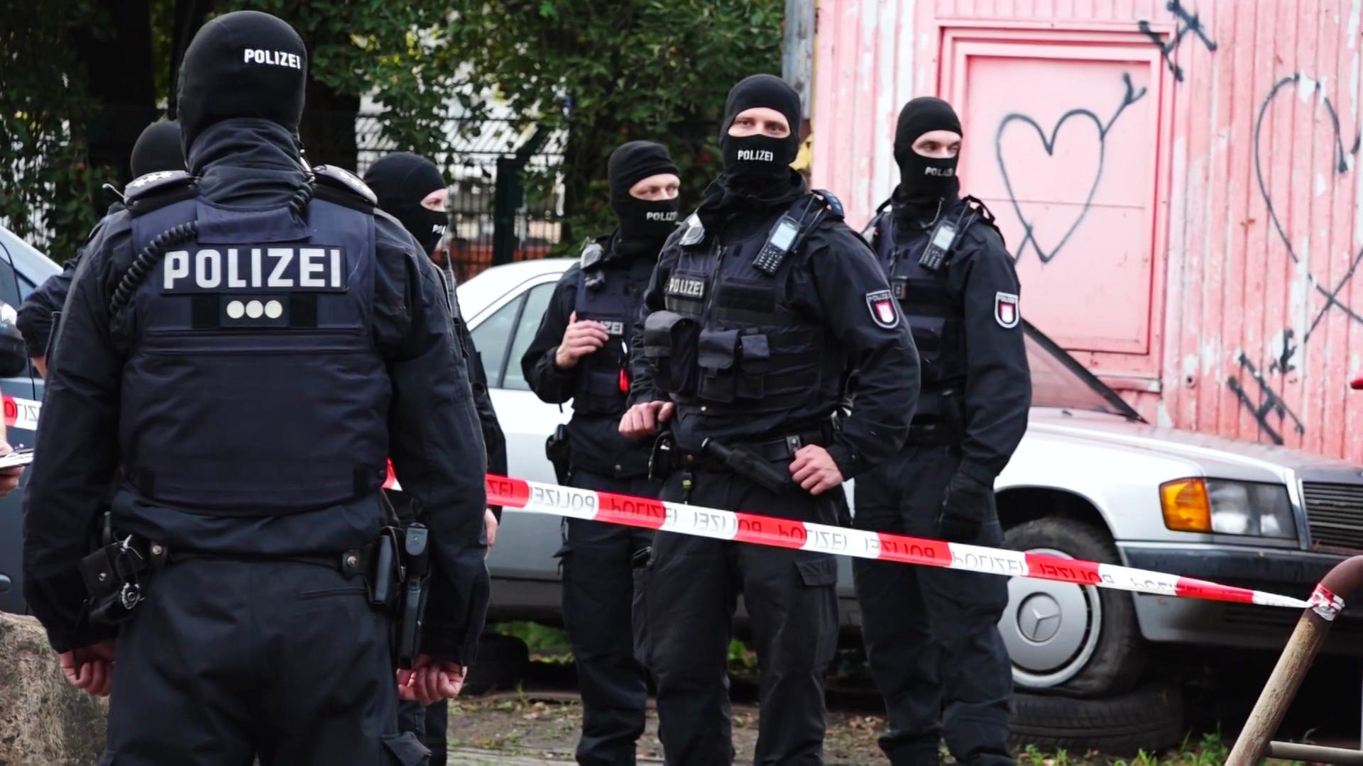 Bei Hamburger Polizeieinsatz auf der Veddel fallen Warnschüsse