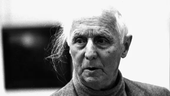 Ο ζωγράφος Max Ernst λίγο πριν τα 80α γενέθλιά του (25 Μαρτίου 1971)