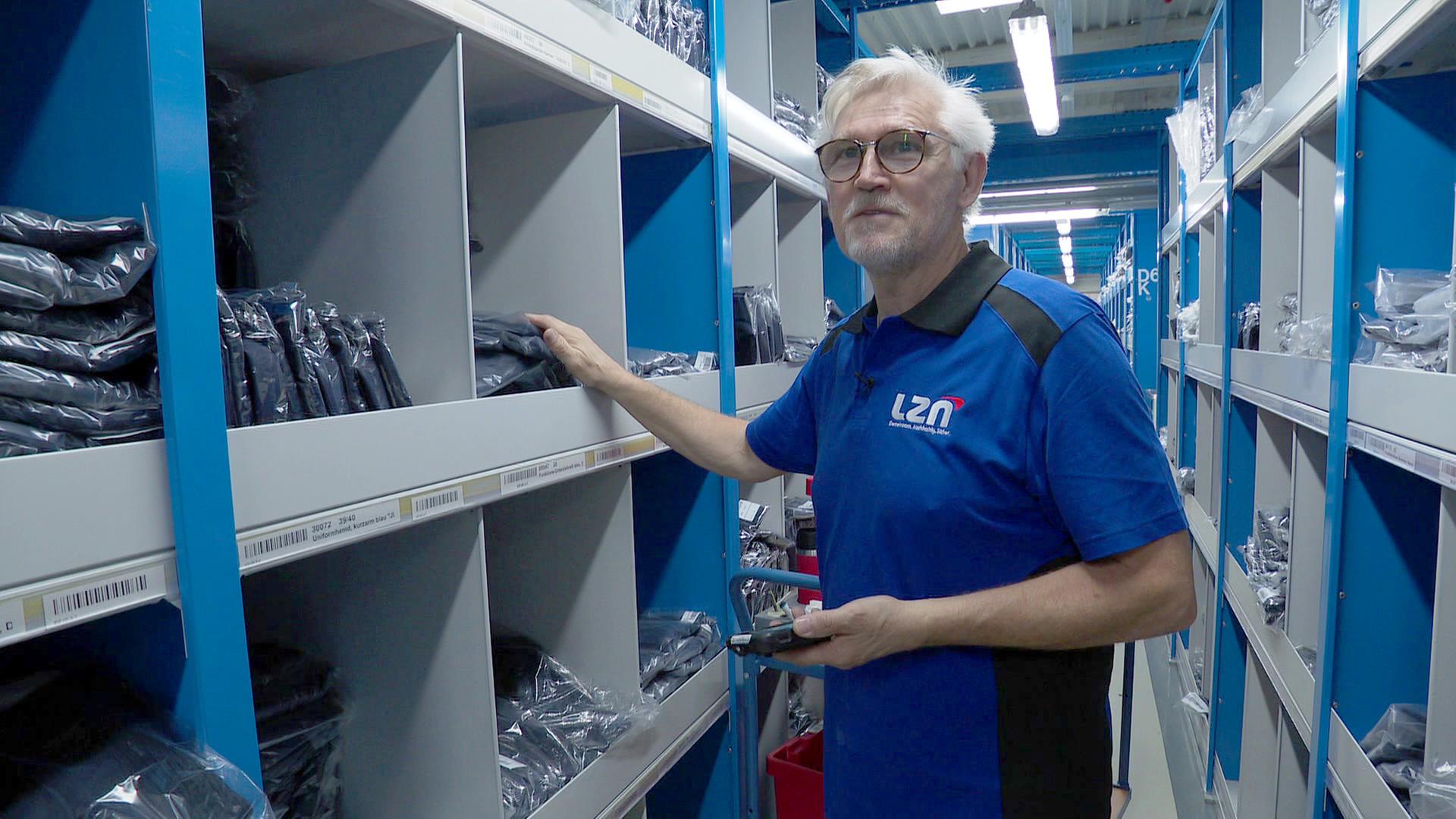 Hans-Jürgen Taggeselle im LZN-Lager | NDR