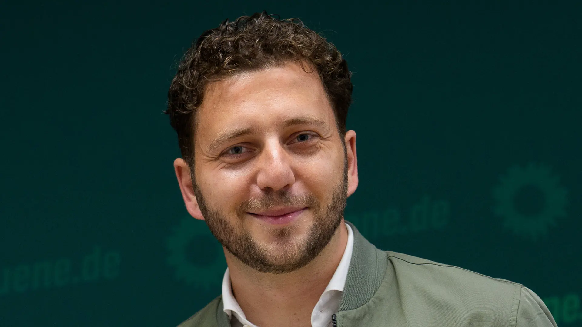 Grünen-Chef Banaszak: "Unser Haus ist ganz schön ins Wanken geraten"