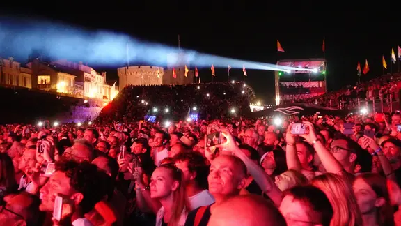 Das Publikum beim Musikfestival "Les Francofolies" in La Rochelle.