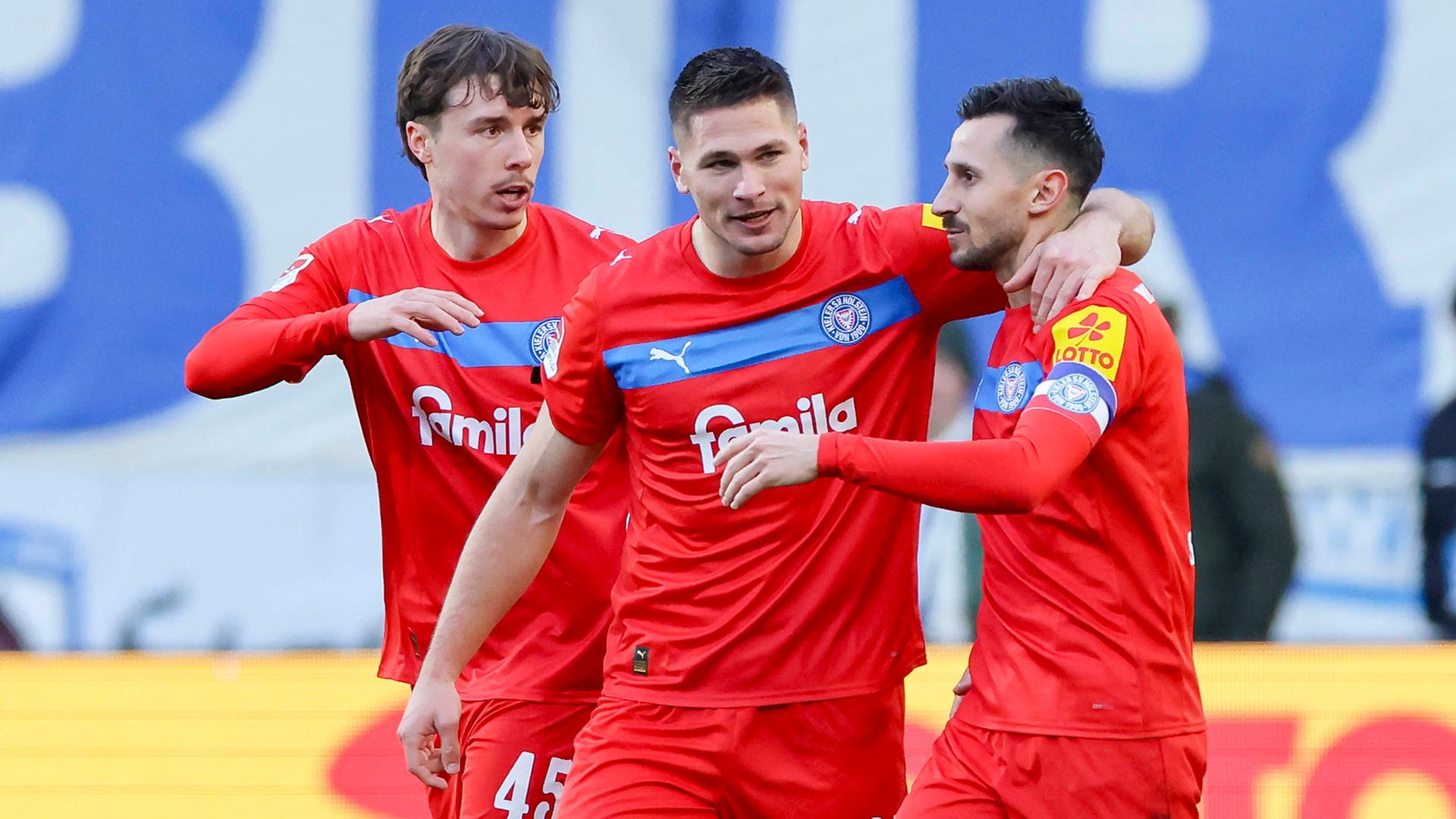 Später Skrzybski-Hammer: Holstein Kiel holt Remis in Magdeburg