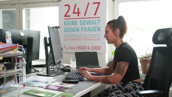 Annemarie Gast arbeitet im Frauenhaus.