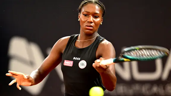 Tennis-Spielerin Noma Noha Akugue