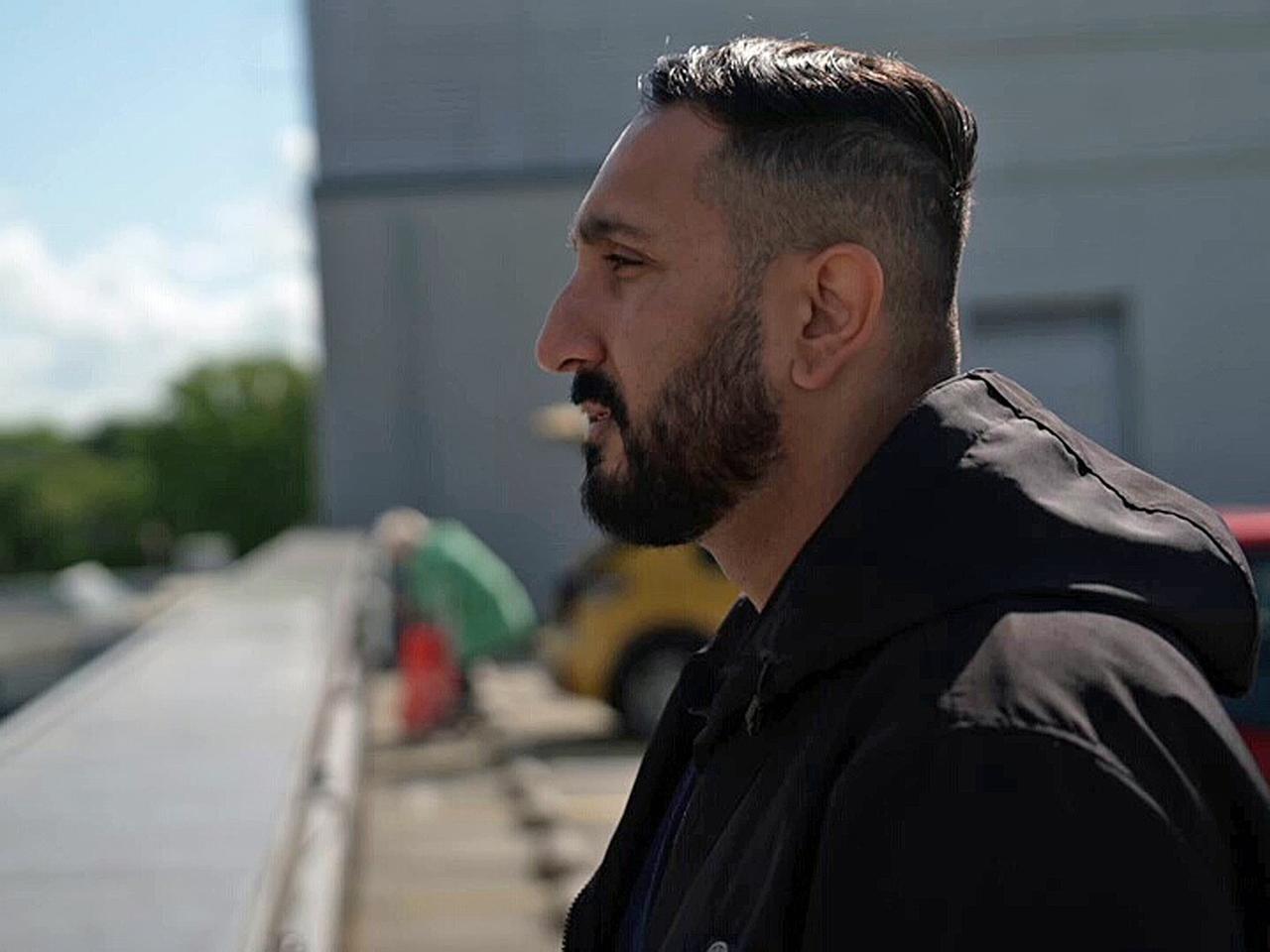 www. anal angel first butt plug.com Mashood Khan: Vom Gewalttäter zum Jugendarbeiter