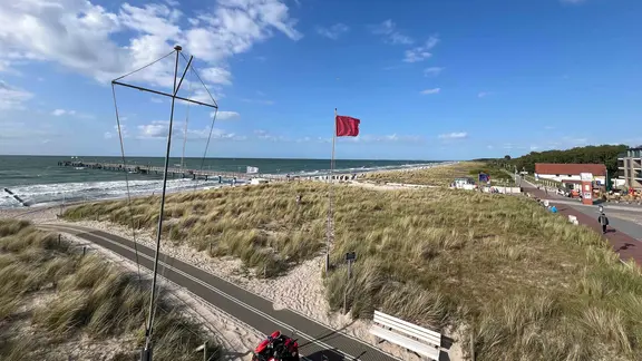 Graal Müritz Rote Flagge Rettungseinsatz Junge
