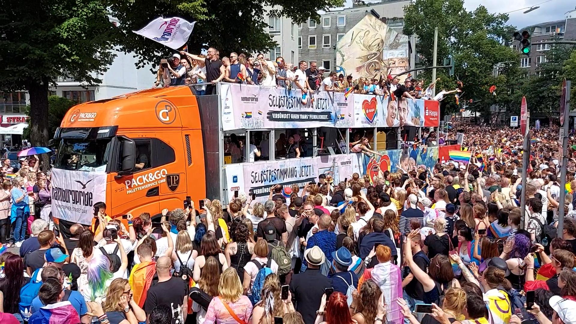 CSD-Demo in Hamburg: Bis zu 250.000 Menschen erwartet