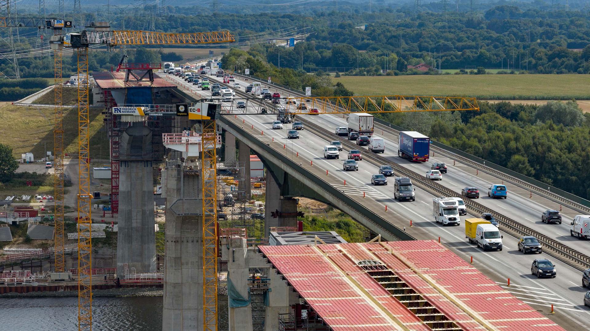 Die Baustelle des Neubaus der Rader Hochbrücke. | DEGES Deutsche Einheit Fernstraßenplanungs- und -bau