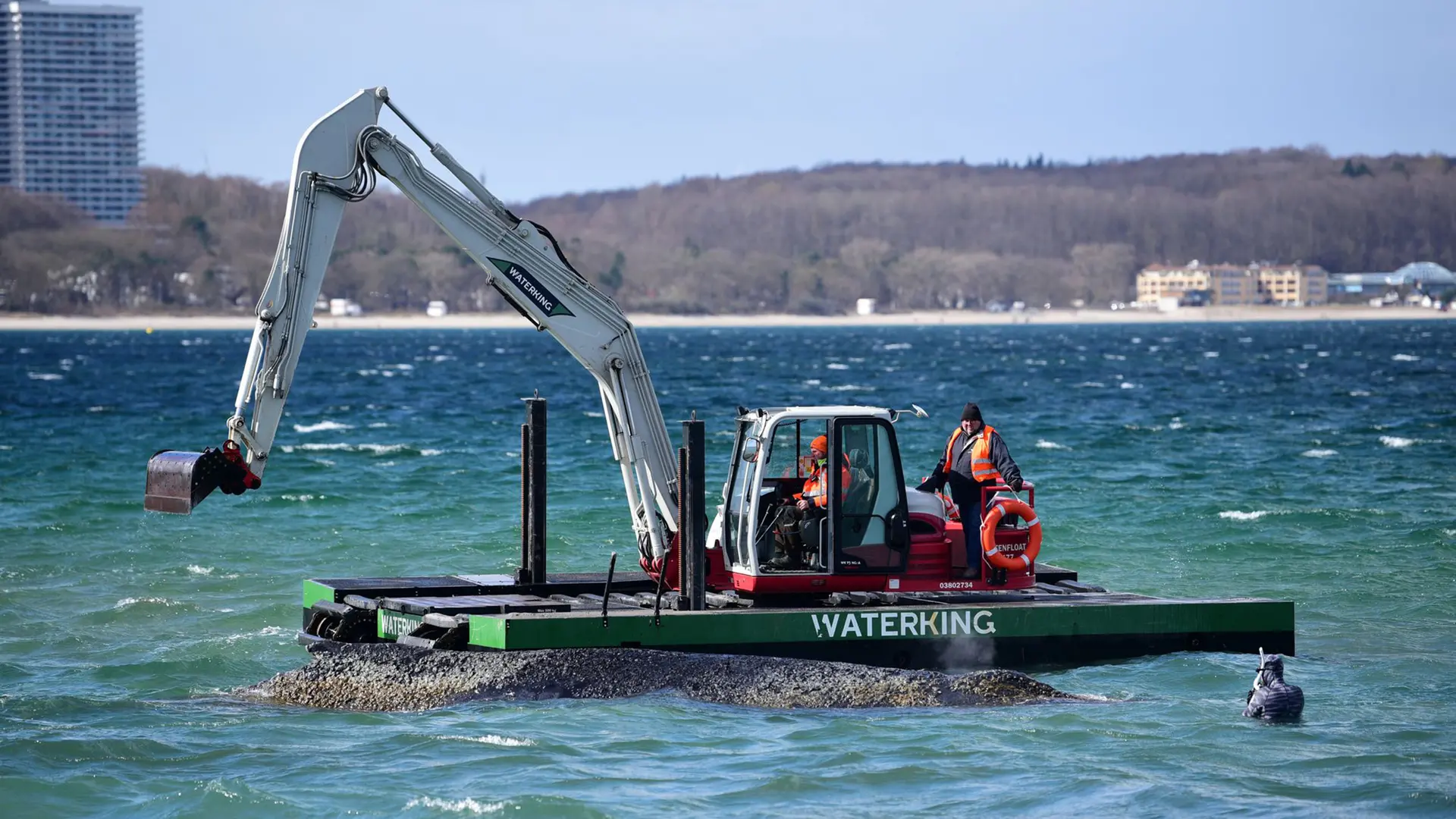 Buckelwal saß fest: So hat Baggerführer Lars Hoppe die Rettung erlebt