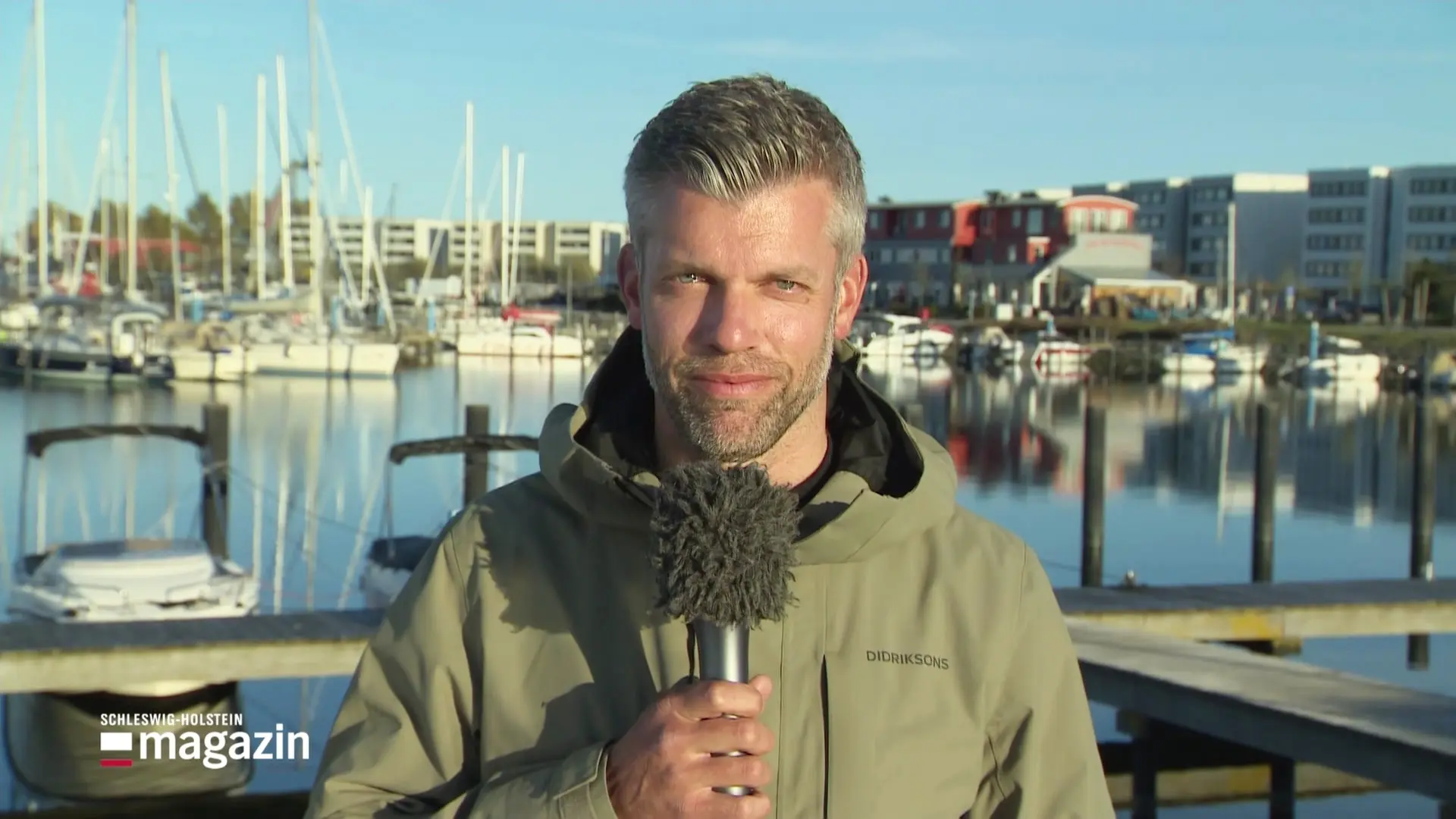 Transport im Lastenboot - Ostsee-Wal passiert Fehmarn