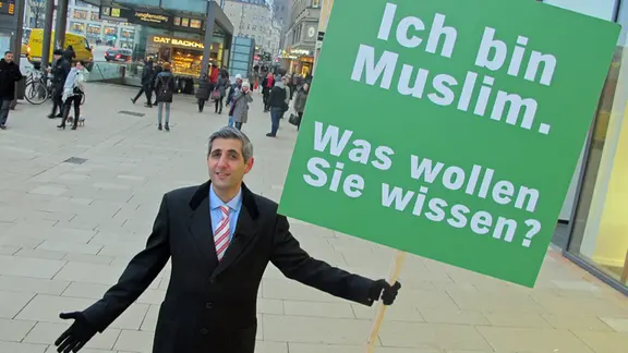 vibe sexspielzeug Halal' Sex Shop For Muslims Not Opening In Mecca - But Entrepreneur Says  Sex Is Far From Taboo In Islam
