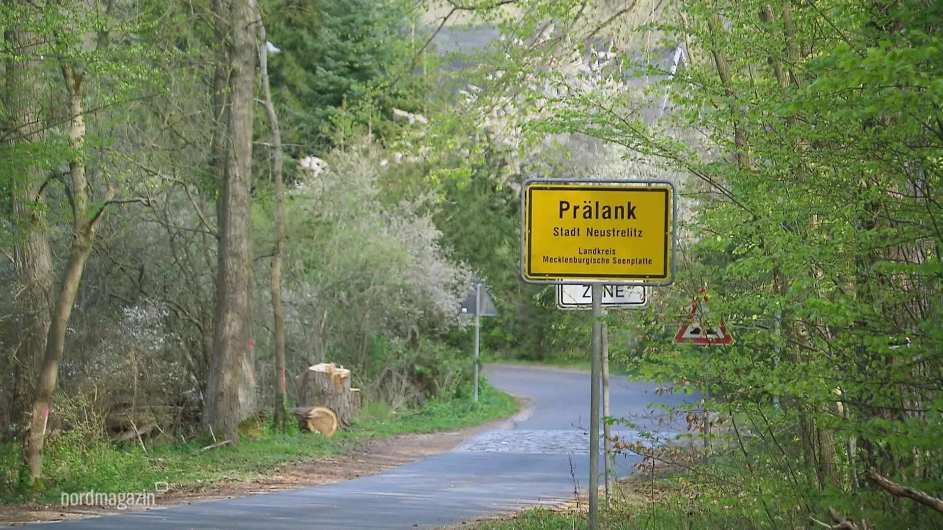 Mann bei Neustrelitz vermutlich mit Armbrust getötet
