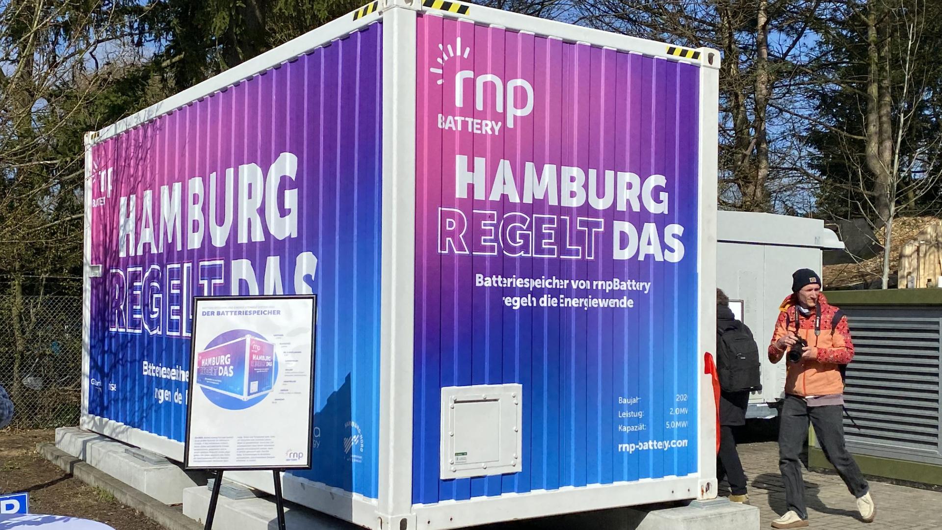 Größter Batteriespeicher Hamburgs geht an den Start