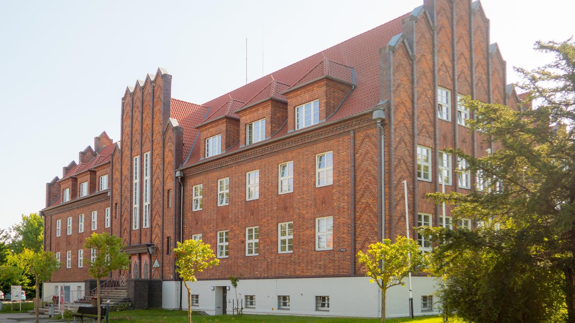 Barth: Haushaltsloch von über 10 Millionen Euro