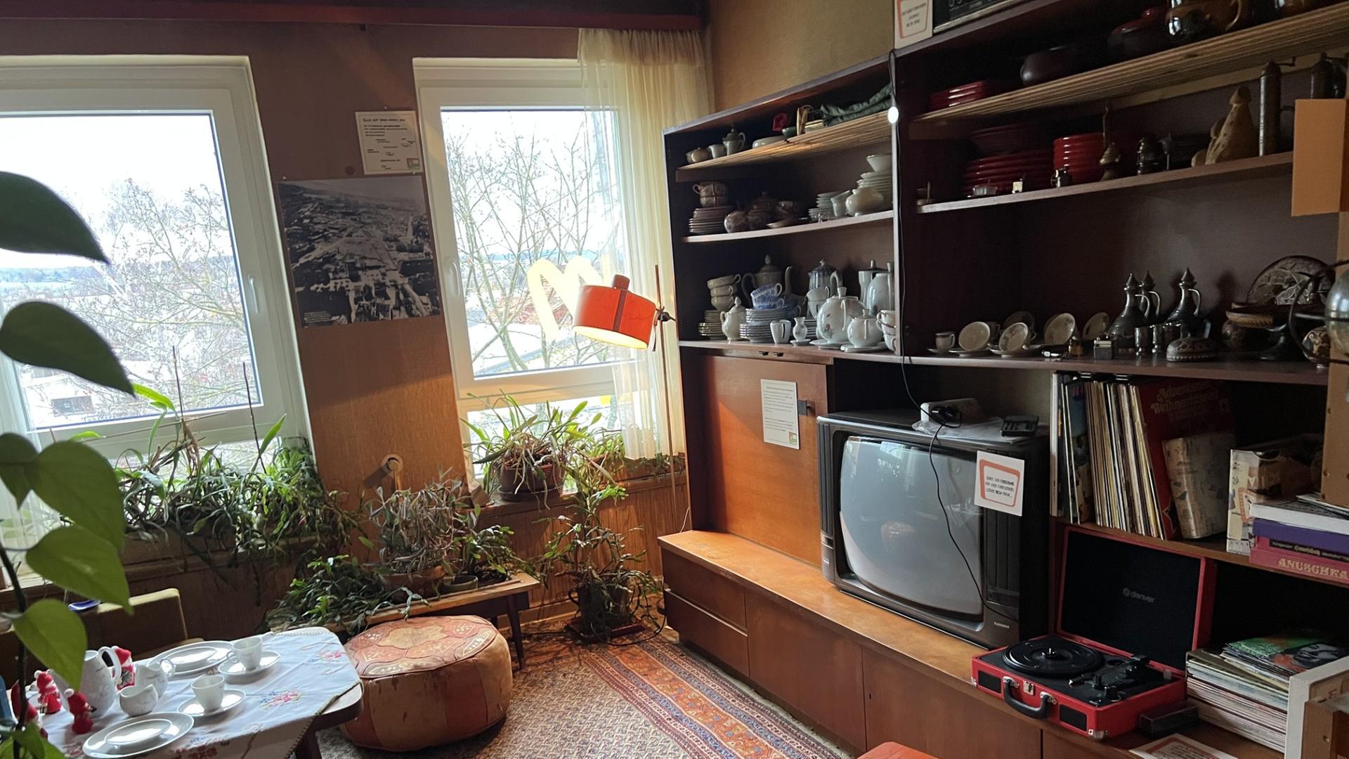 Die Museumswohnung in Hildesheim hat viele Objekte aus den 50er-Jahren. | NDR / Larissa Mass
