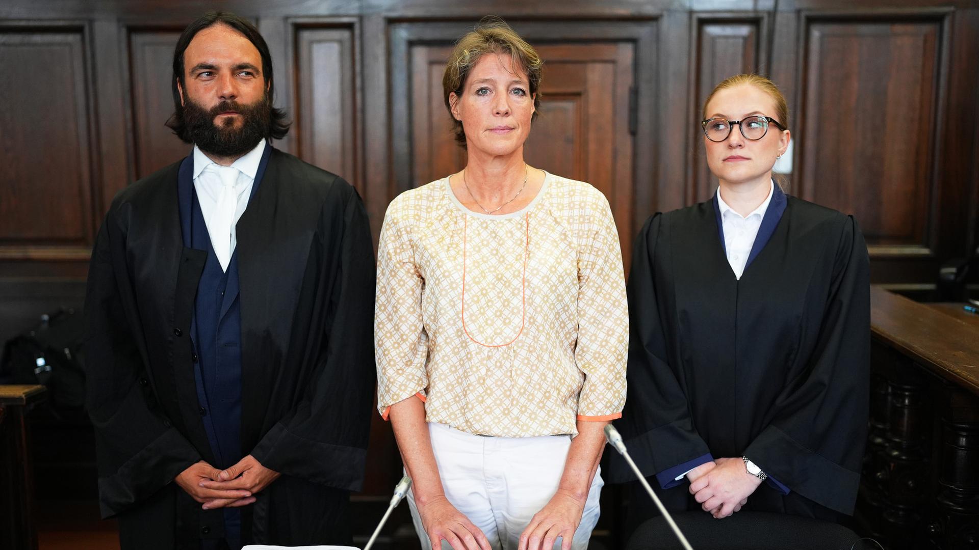 Sechster Prozesstag: Christina Block verweigert Antworten