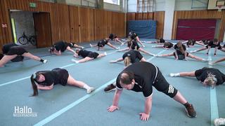Aufwärmen beim Cheerleading.