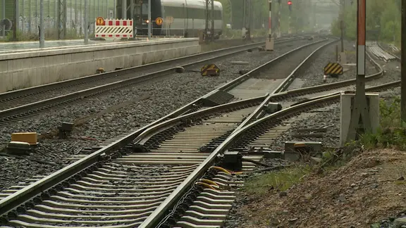 Bahngleise.