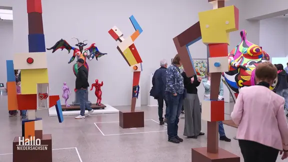 Einblick in die Dauerausstellung im Sprengel Museum in Hannover.